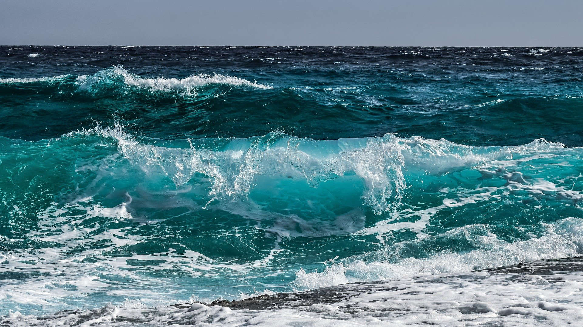 Extraire le lithium de l'eau de mer : la technique qui pourrait nous éviter  des pénuries - Numerama