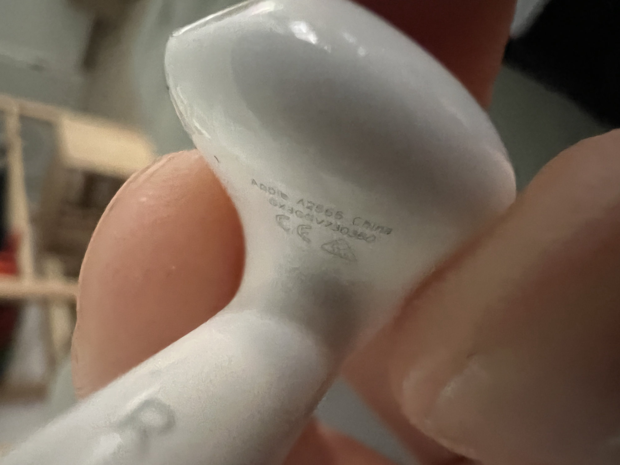 Comment reconnaître des faux AirPods Pro, AirPods 3 ou AirPods Max