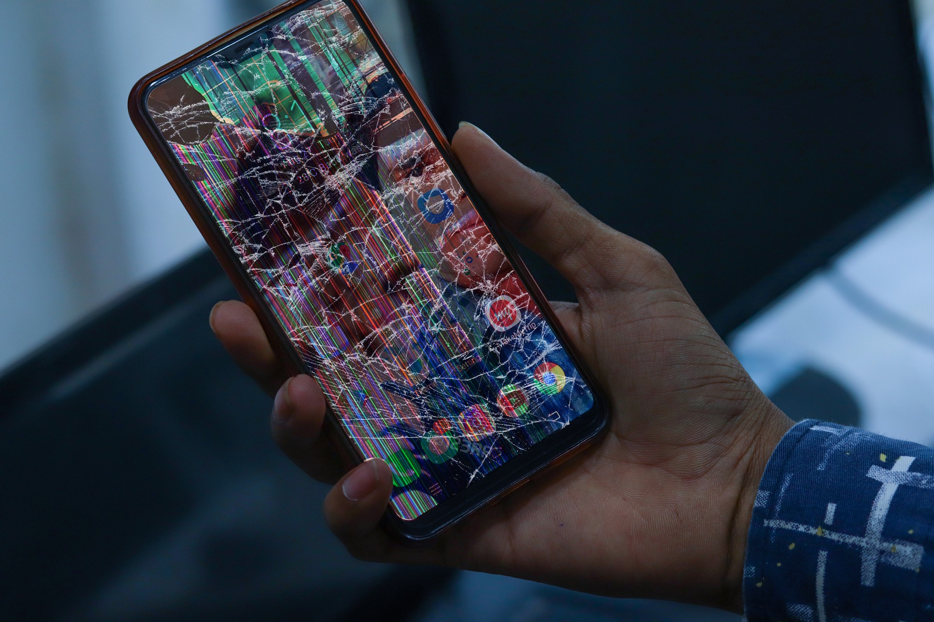 Comment Déverrouiller Un Portable Avec Schéma Et Ecran Cassé Comment récupérer des données sur un téléphone Android dont l'écran est cassé ? - Numerama