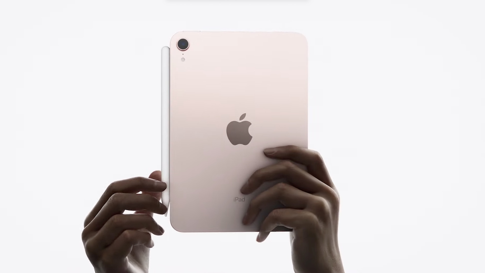 iPad Mini 2021 : voici à quoi va ressembler la première refonte majeure de  la plus petite tablette d'Apple