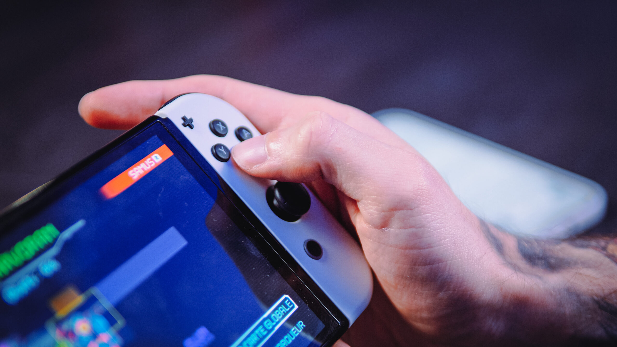 Test de la Nintendo Switch OLED : la console qui aurait dû sortir dès le  début - Numerama