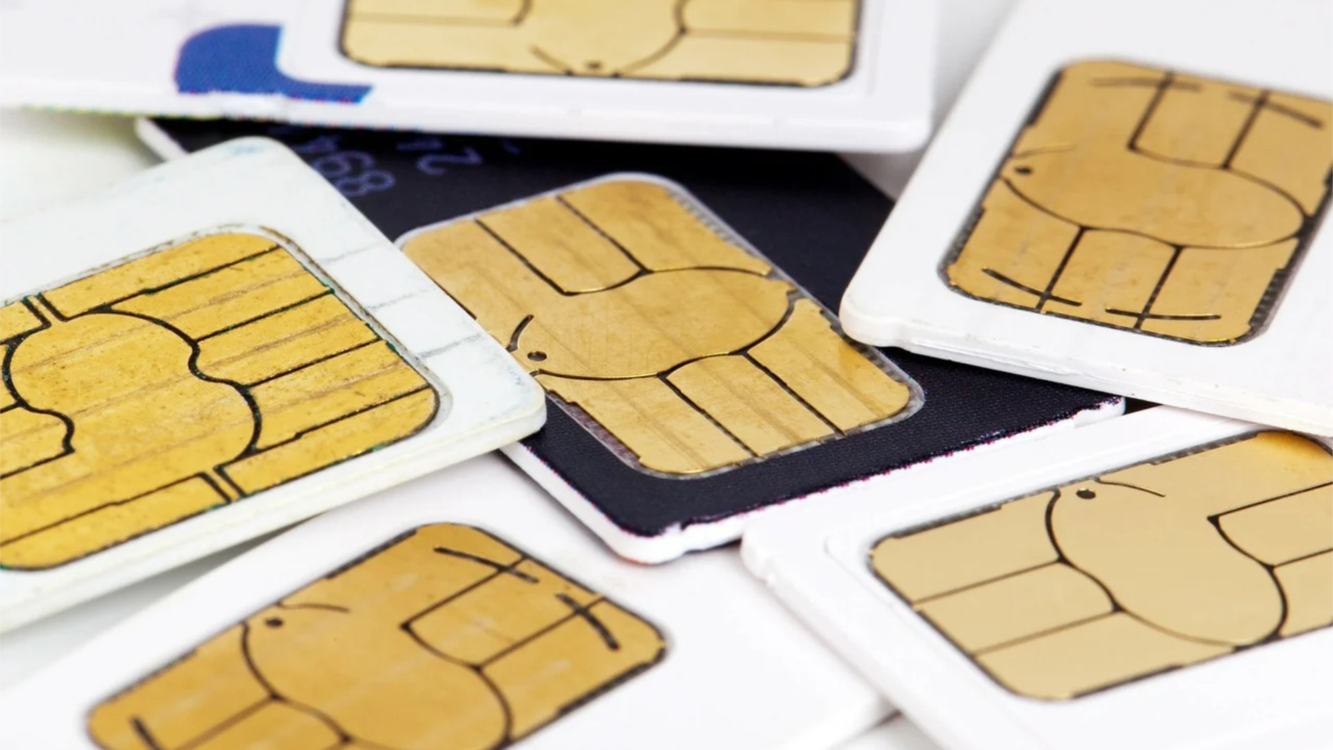 Mini, micro, nano : pourquoi les cartes SIM ont-elles différentes tailles ?  - Numerama