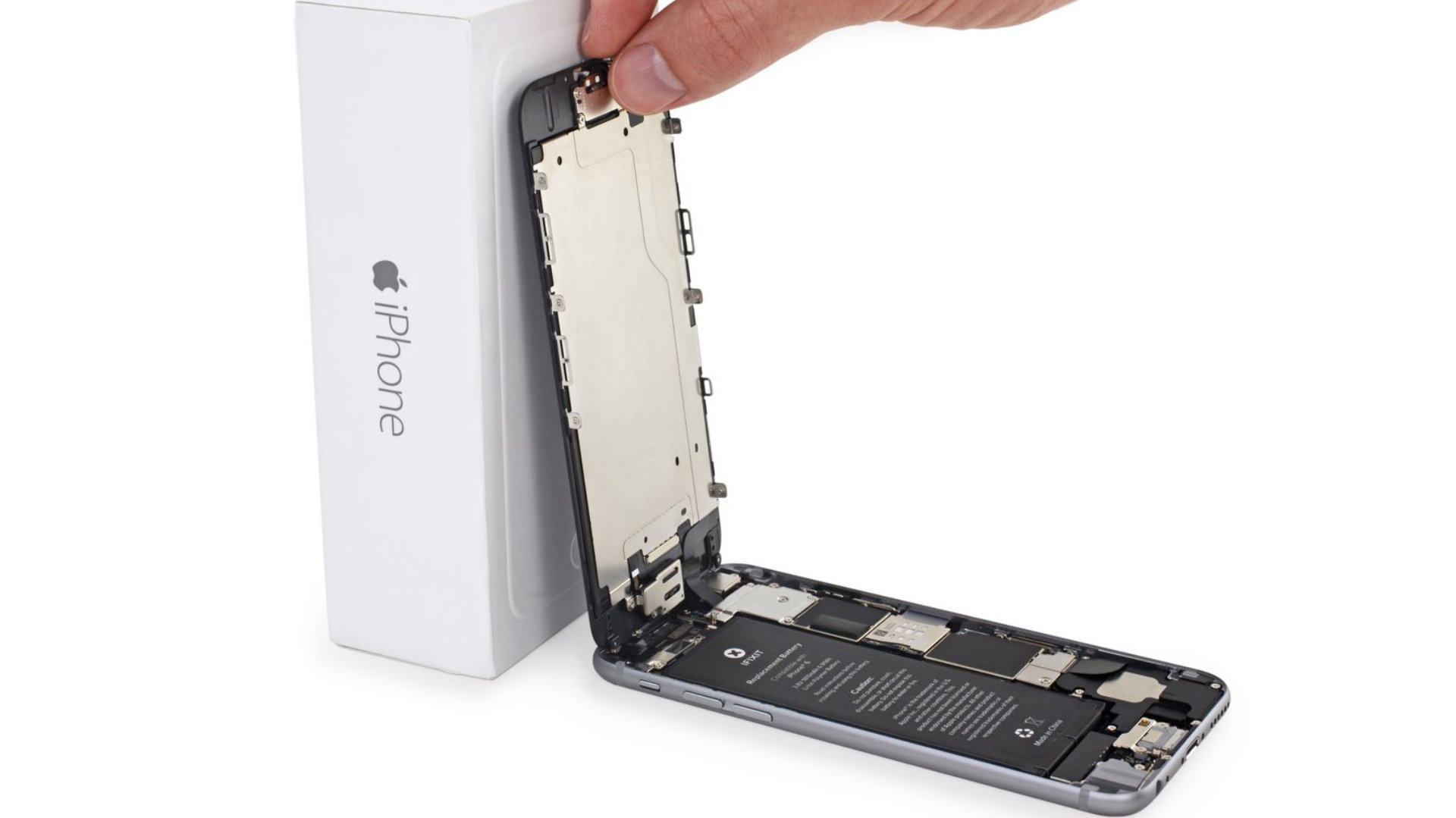 Apple Store : faire remplacer la batterie de son MacBook coûte un