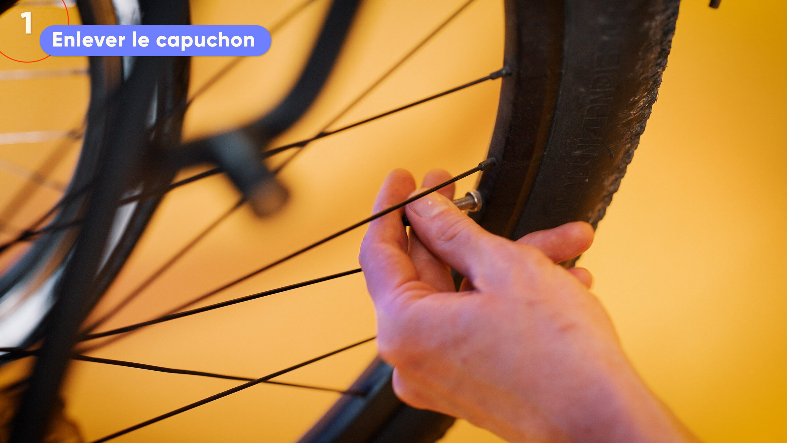 Voici comment gonfler ses pneus de voiture avec une pompe à vélo