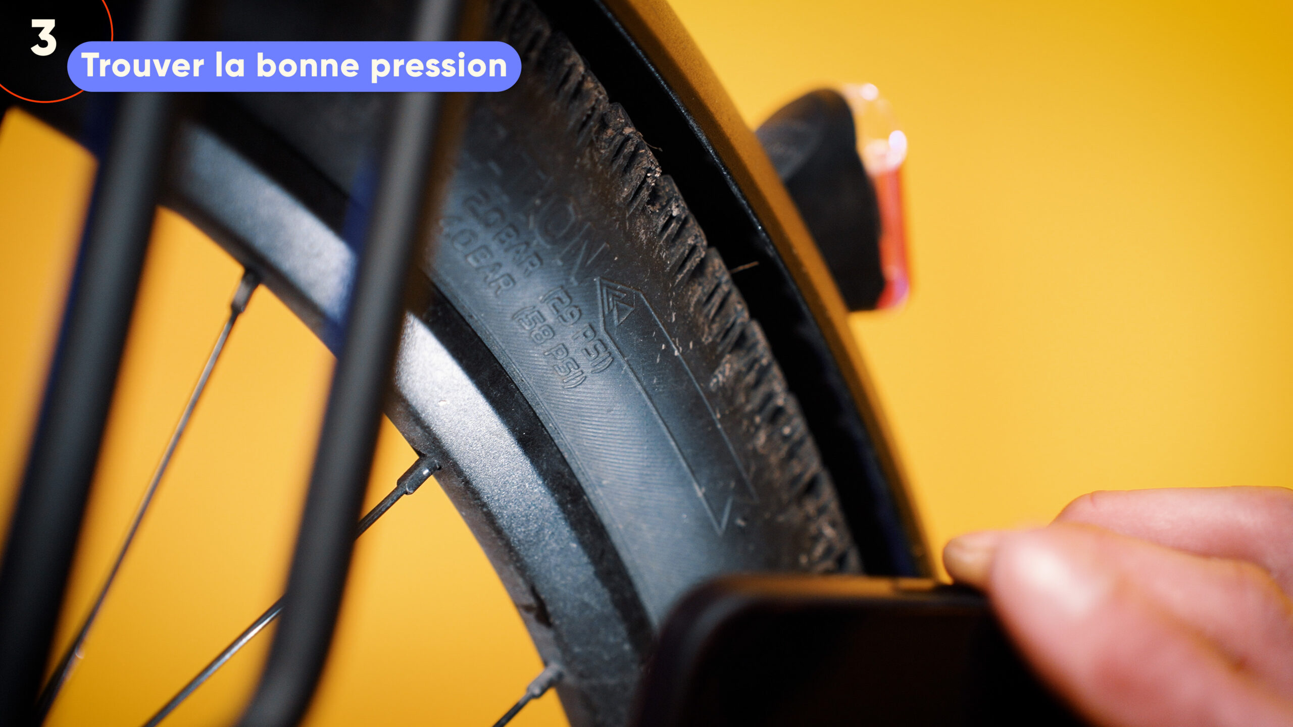 Voici comment gonfler ses pneus de voiture avec une pompe à vélo
