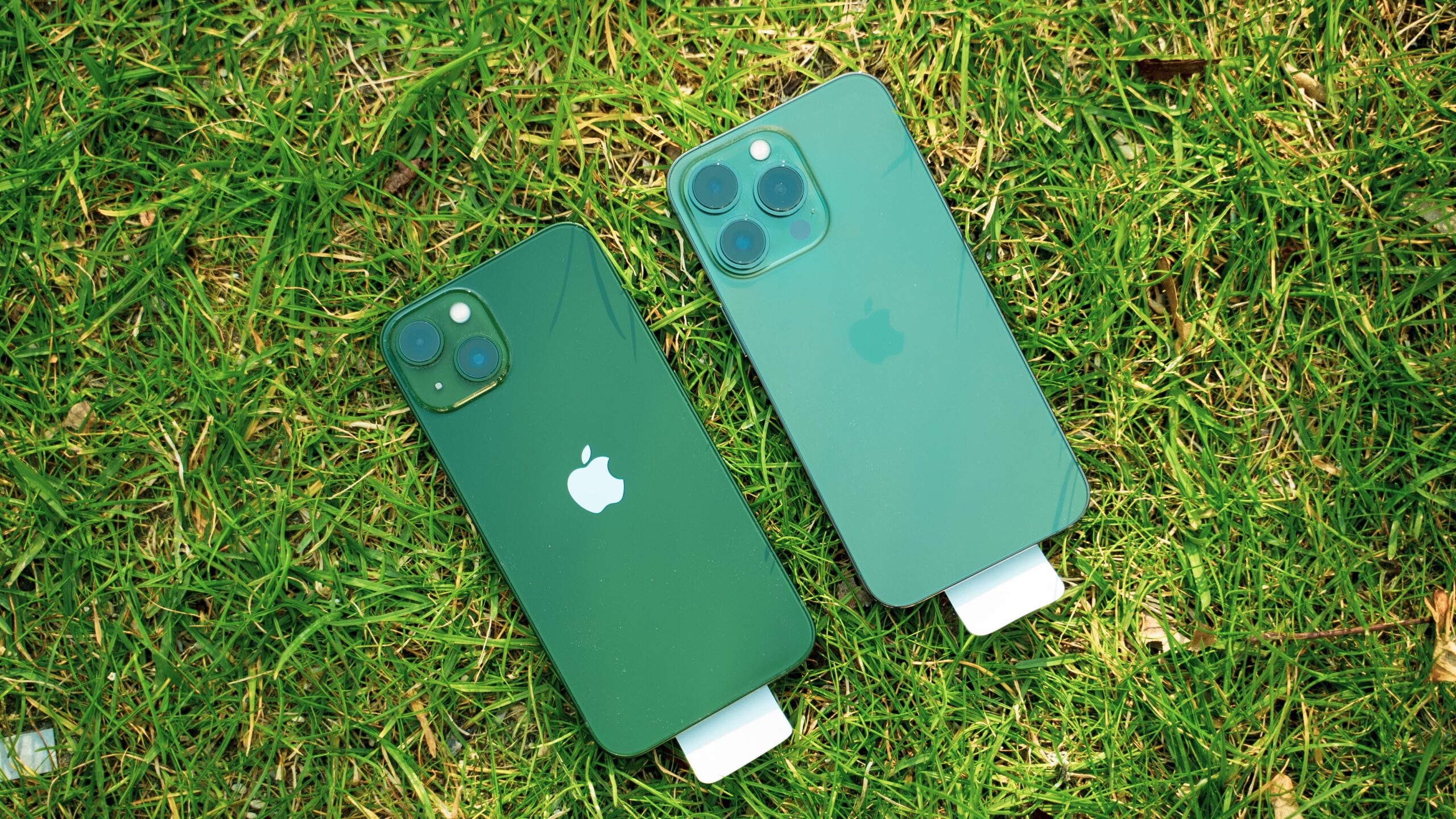 Apple iphone 15 green. Iphone 13 Green. Iphone 13 Green and iphone 13 Pro Green. Iphone 13 Mini Green. Iphone 13 Pro Max Green.