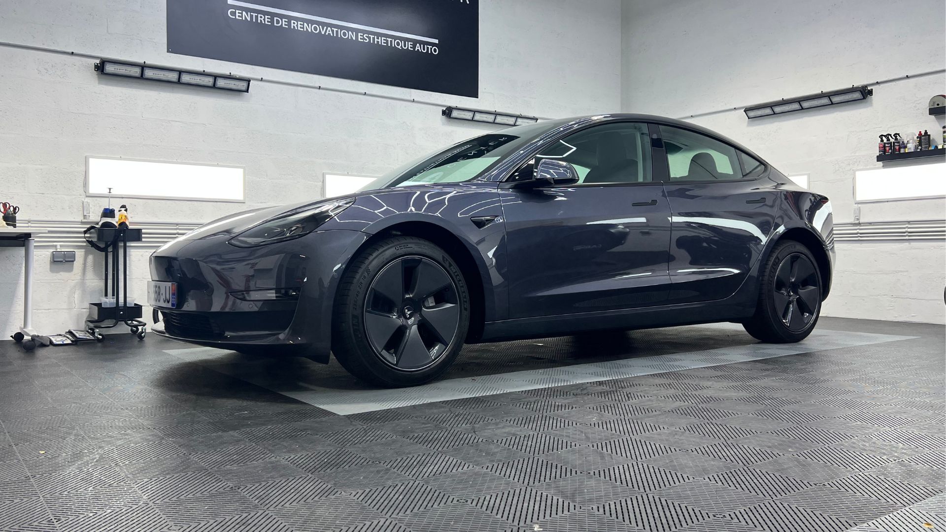 Les 7 défauts que Tesla doit absolument corriger sur la Model 3