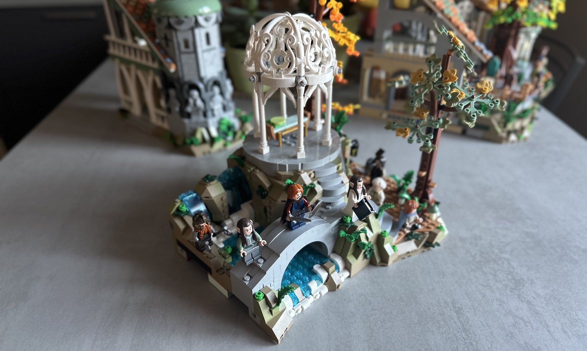 Lego Seigneur des Anneaux : le Conseil d'Elrond à Fondcombe