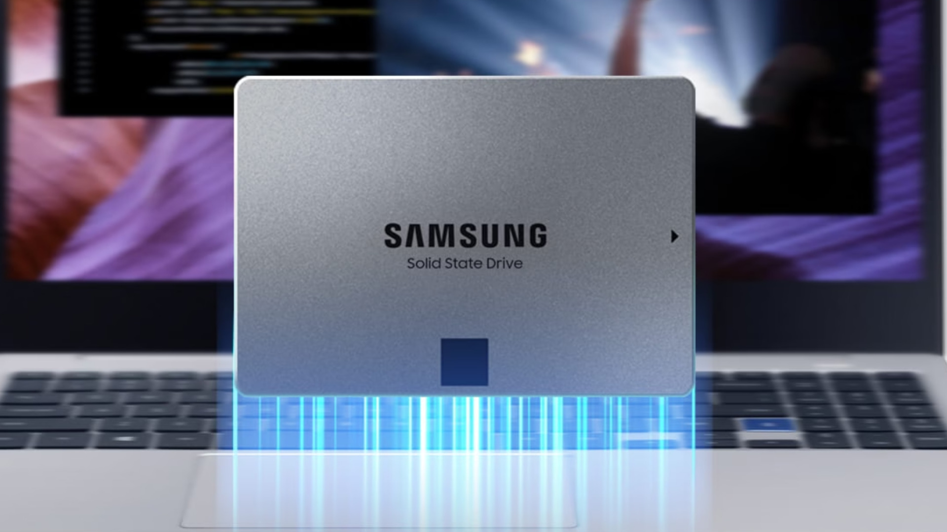 Disque dur SSD interne SAMSUNG 870 QVO 8To Samsung en multicolore