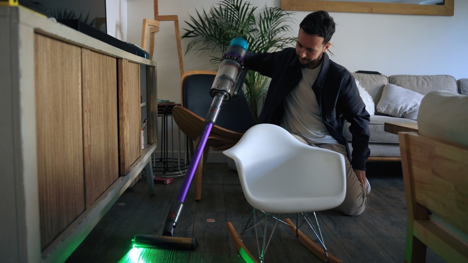 Parmi l'excellence des aspirateurs sans fil, le Dyson V11™ fait