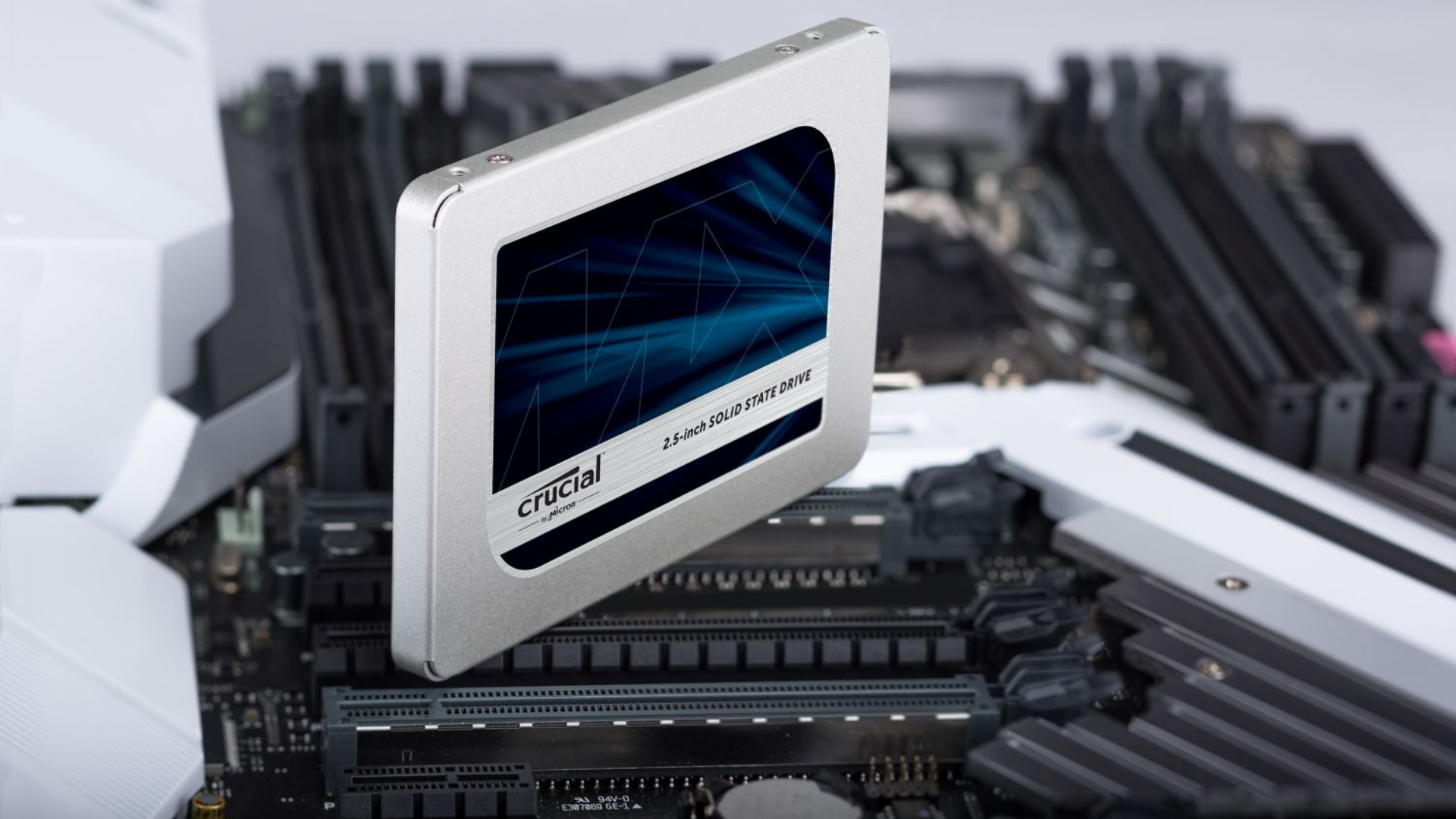 Excellent rapport qualité-prix pour ce SSD Crucial de 4 To - Numerama