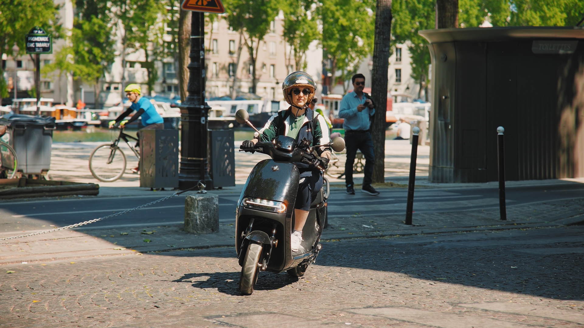 Scooter électrique Segway eScooter E300SE