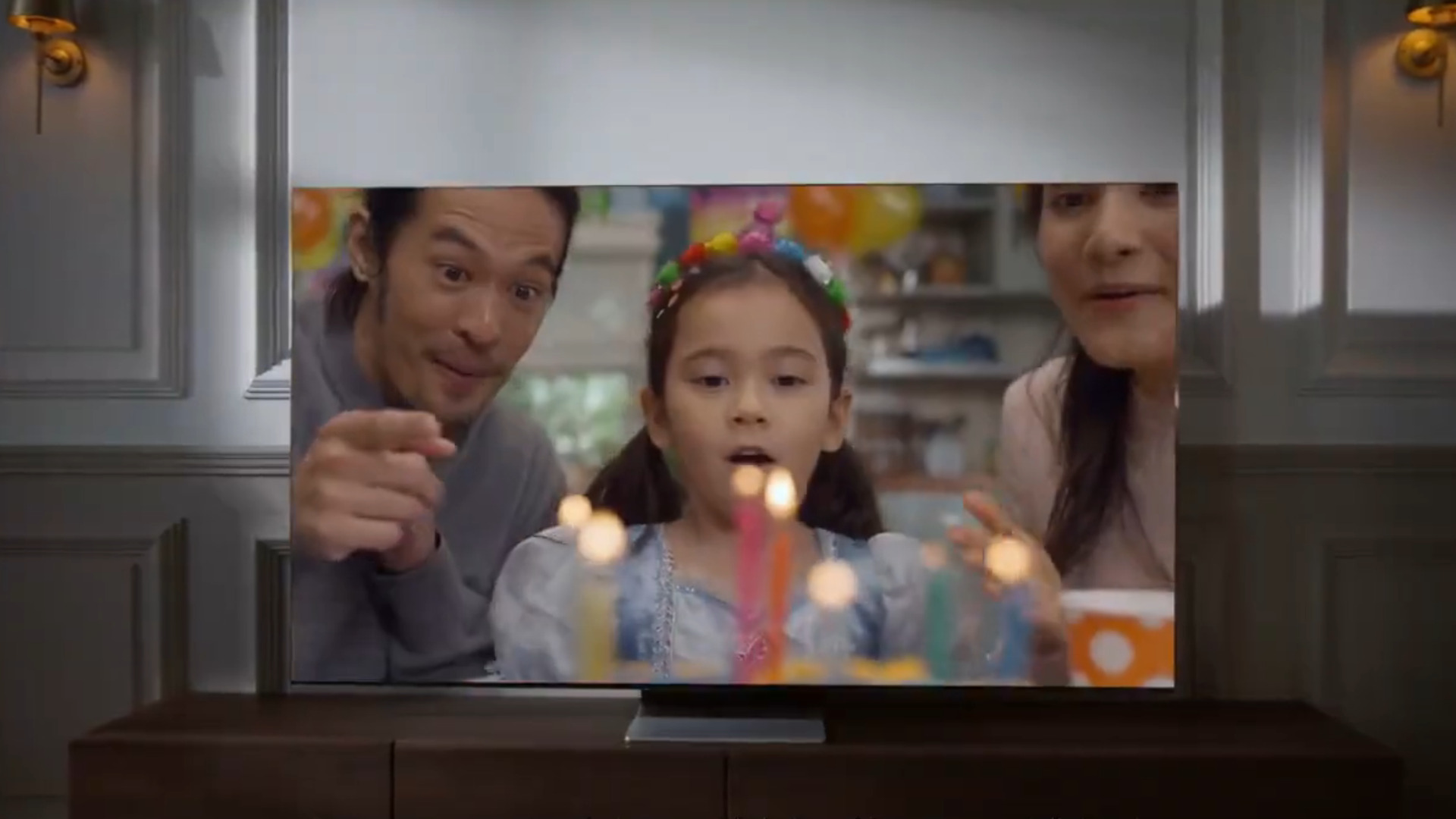 Le téléviseur Neo QLED 8K de Samsung a rarement été aussi abordable -  Numerama