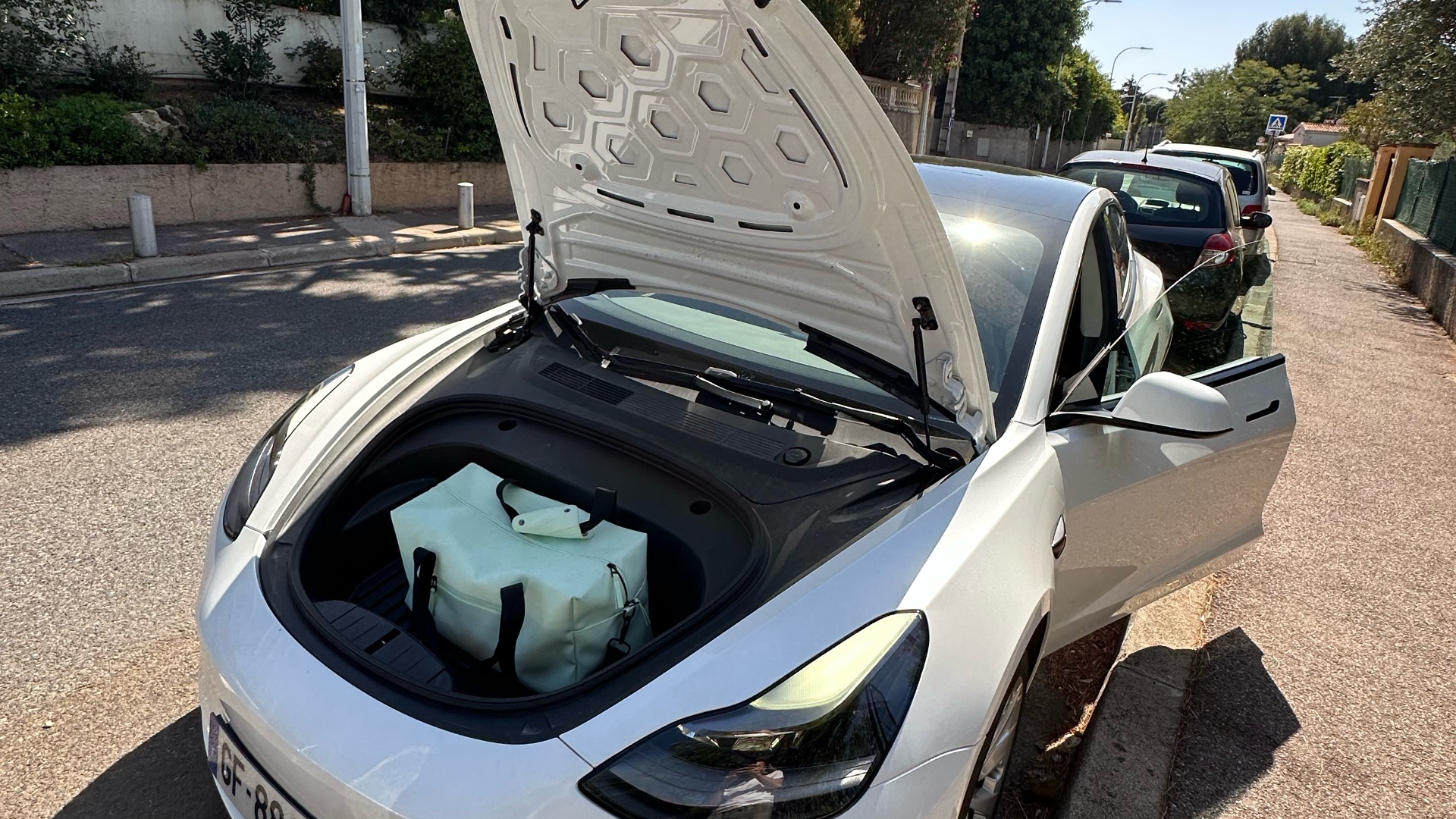 Le Tesla Model Y est déjà en location : pour booster la demande ? - Numerama