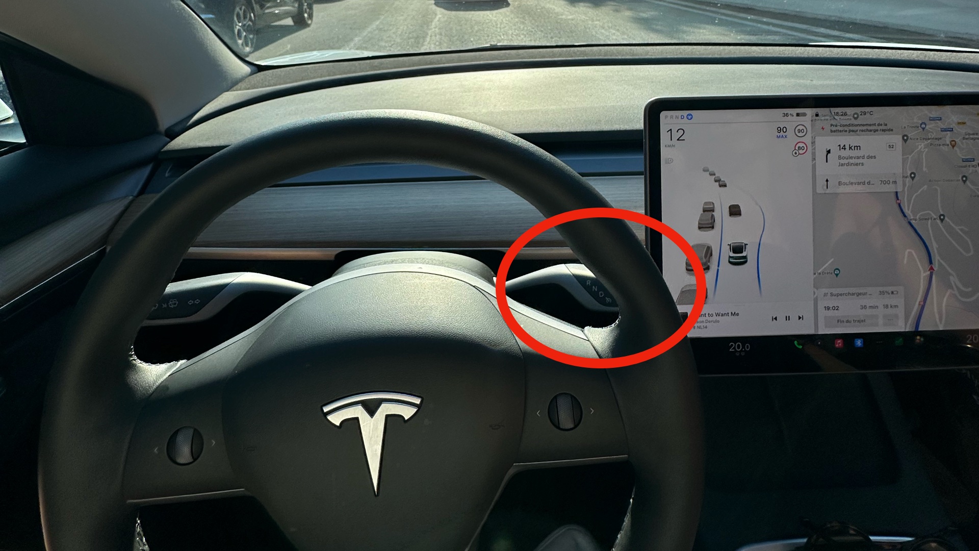 TOUT LES RÉGLAGES DE LA TESLA MODEL 3 