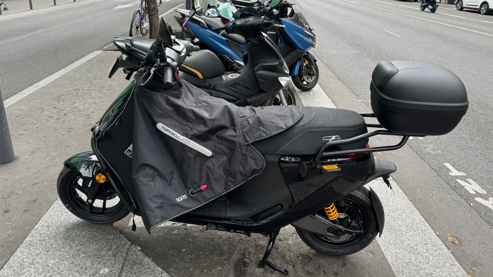 Ce VTT électrique aux allures de moto annonce une autonomie record -  Cleanrider