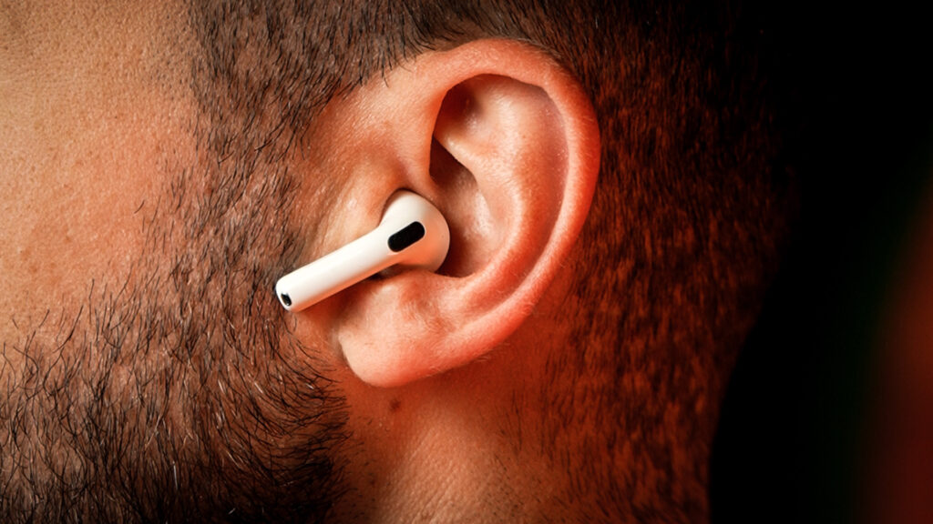 Les AirPods 4 s’affichent à prix cassé à quelques jours de Noël